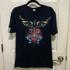 Bon Jovi 2018 Tour Shirt Men’s Size Small Women’s Medium Rock and Roll Band Fan